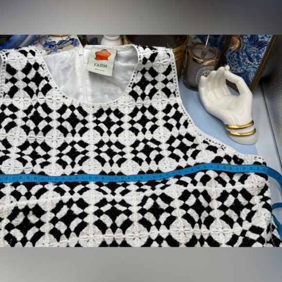 🆕 FARM Rio 🧿 NWOT Patch Crochet Black & White Monochrome Mini Dress - Size XL - Picture 15 of 15